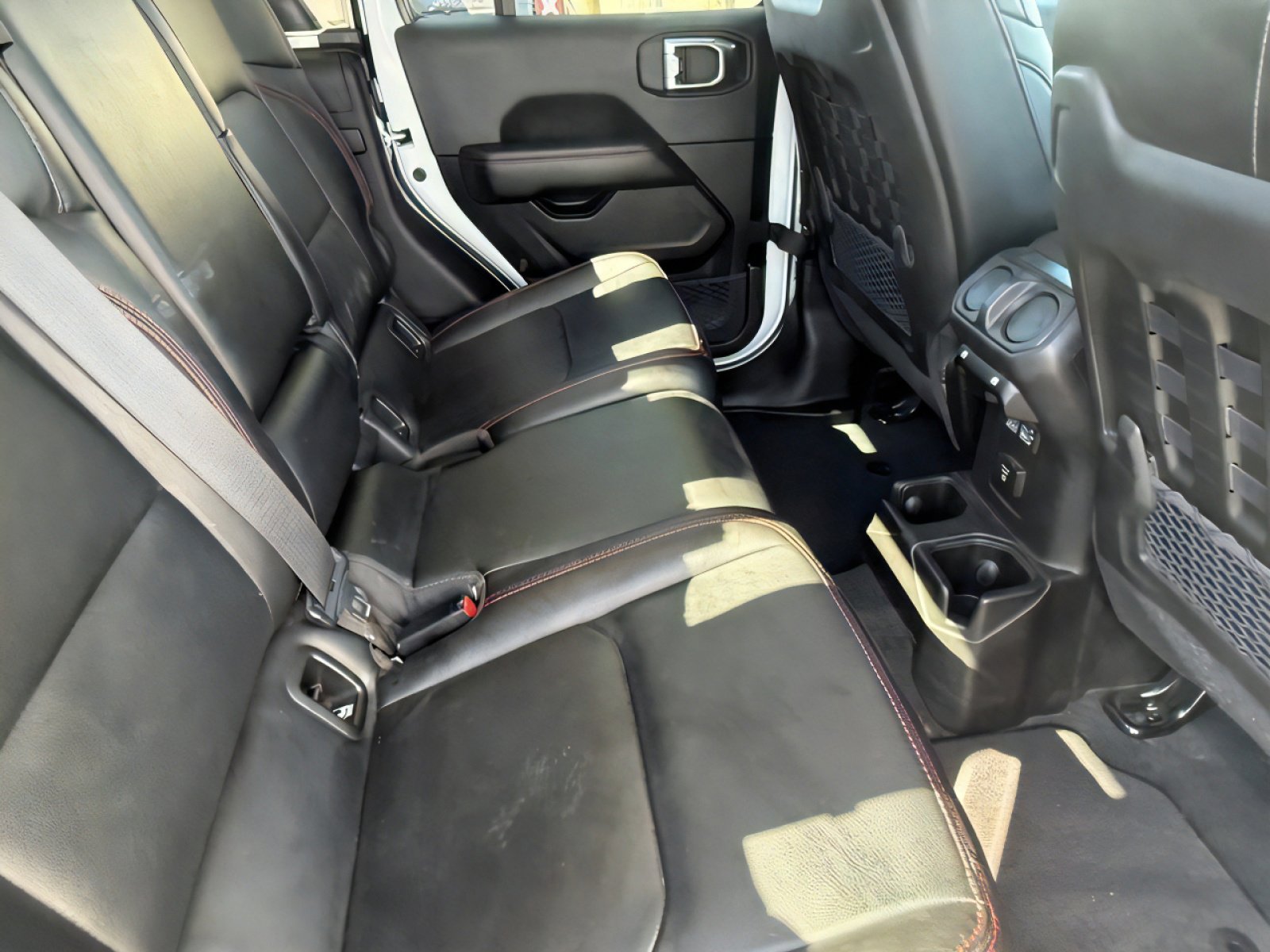 Used 2023 Jeep Gladiator Rubicon w/ Cold Weather Group image 12