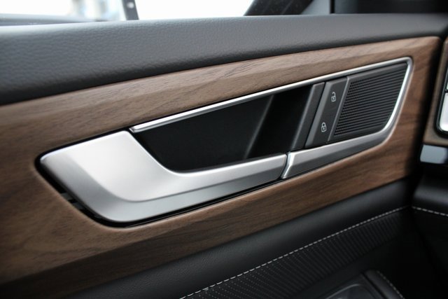 New 2026 Volkswagen Atlas SE image 5