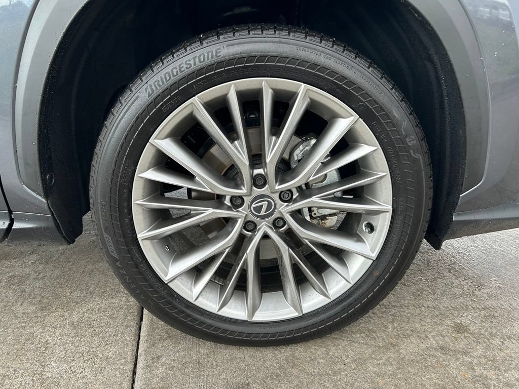 Used 2025 Lexus NX 350 AWD w/ Accessory Package (2T) image 33