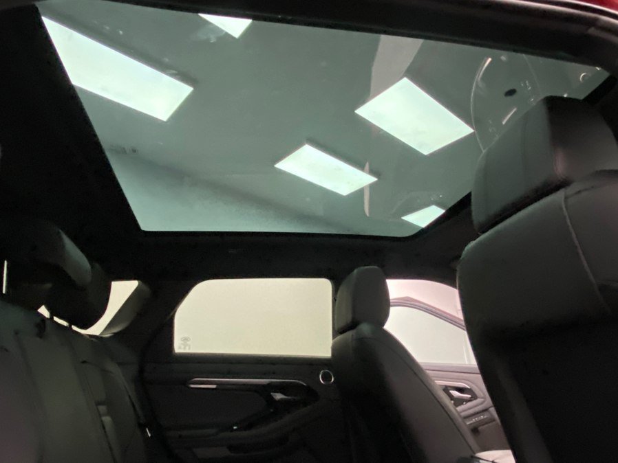 Used 2020 Land Rover Range Rover Evoque R-Dynamic HSE AWD/4WD image 38