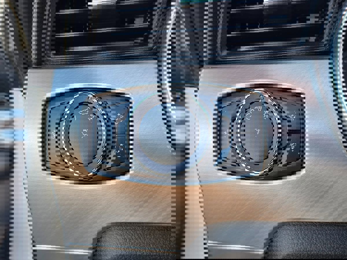 Used 2020 Ford Mustang Premium image 38