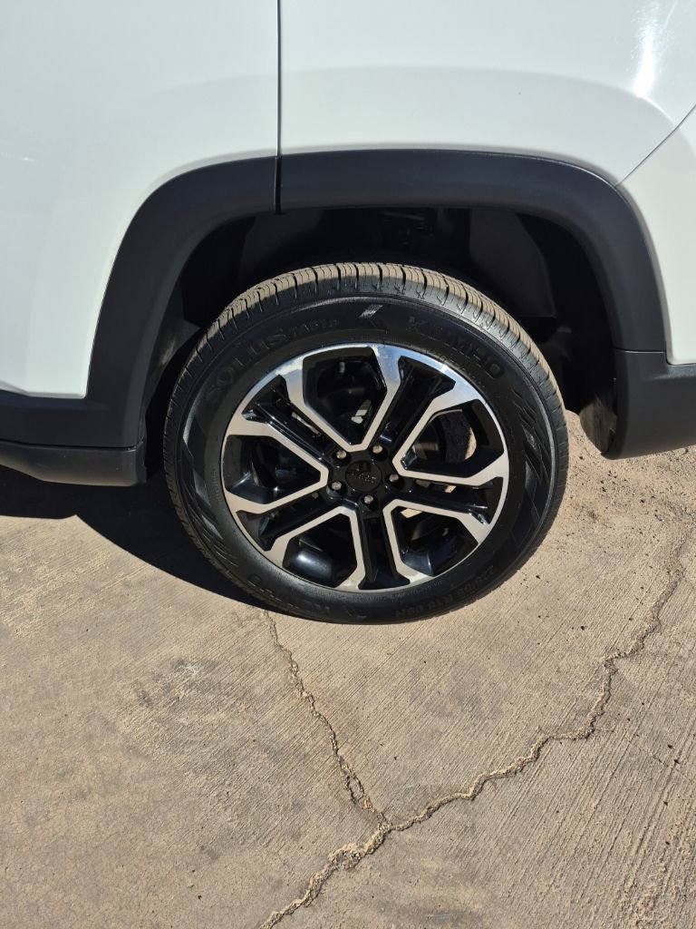 Used 2024 Jeep Compass Limited AWD/4WD image 10