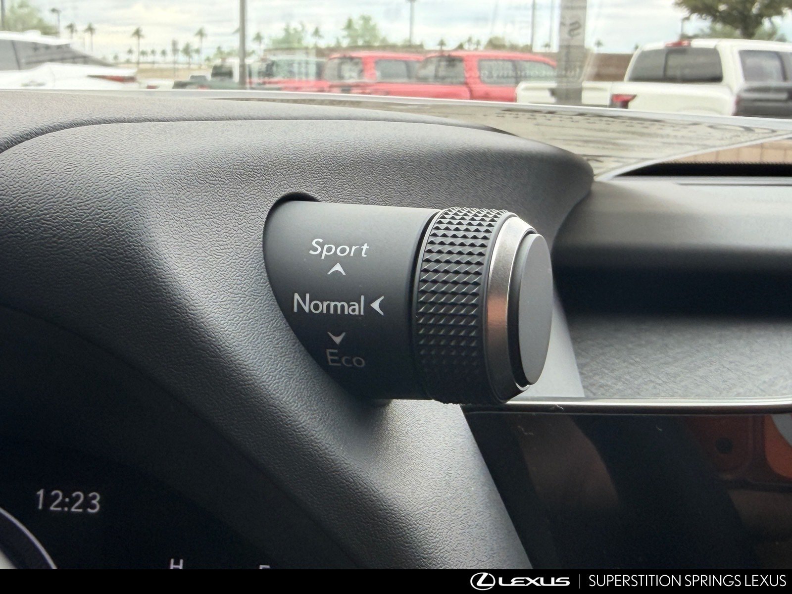 New 2026 Lexus UX 300h FWD image 24