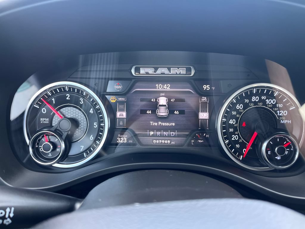 Used 2021 RAM 1500 Big Horn AWD/4WD image 16