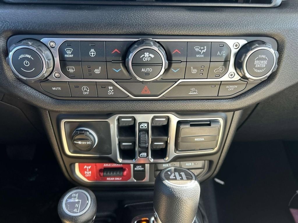 New 2026 Jeep Wrangler Unlimited Sport image 13