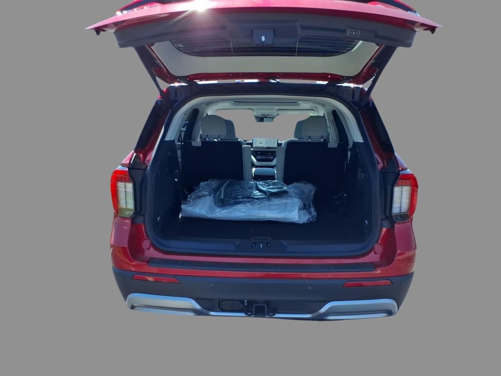New 2026 Ford Explorer Platinum image 8