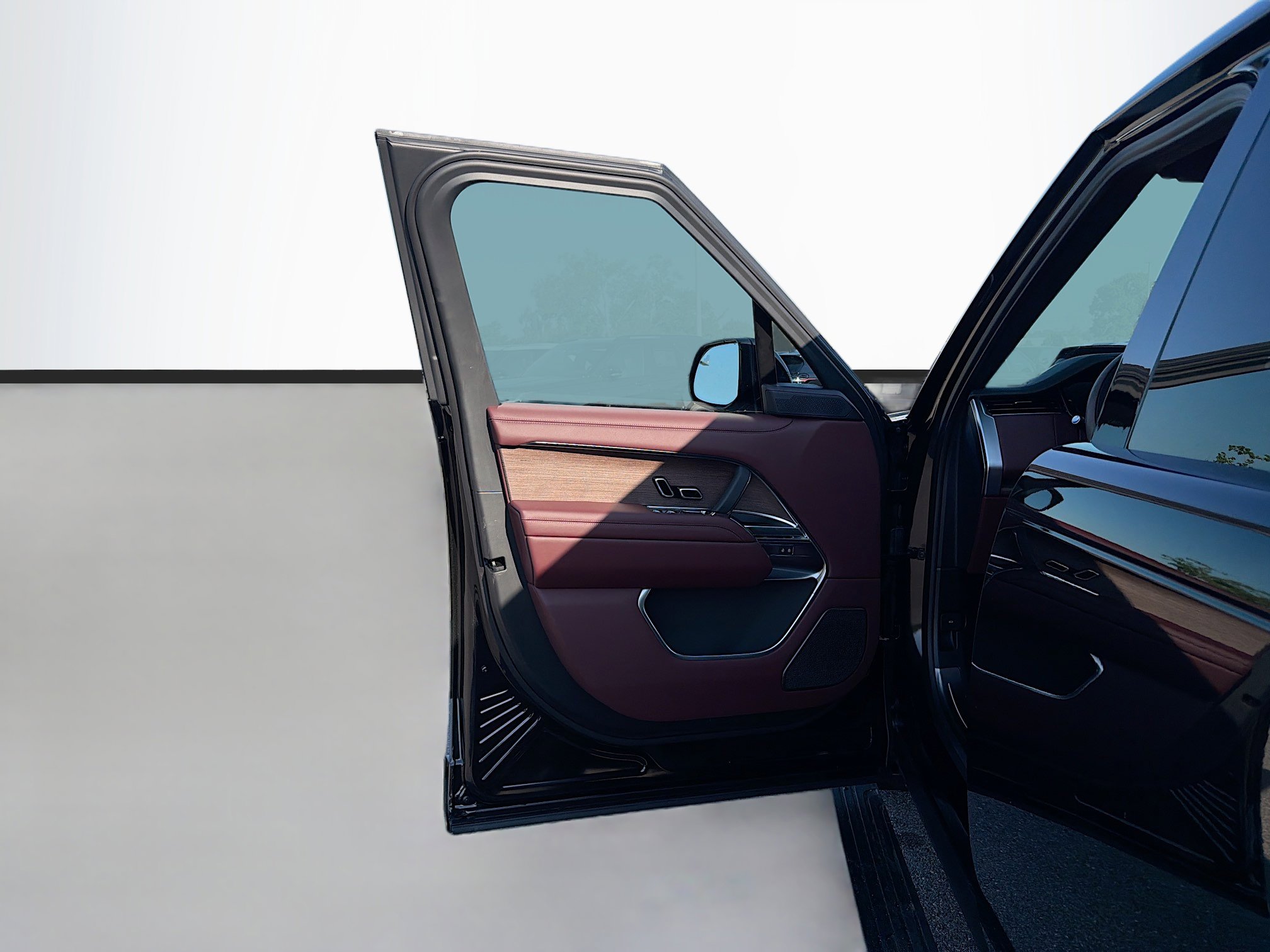 New 2026 Land Rover Range Rover Long Wheelbase Autobiography image 23