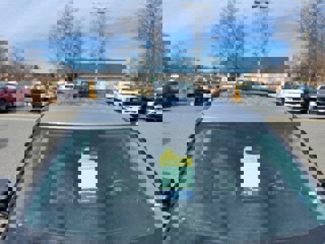 Certified 2022 Ford Explorer XLT w/ Equipment Group 202A image 38