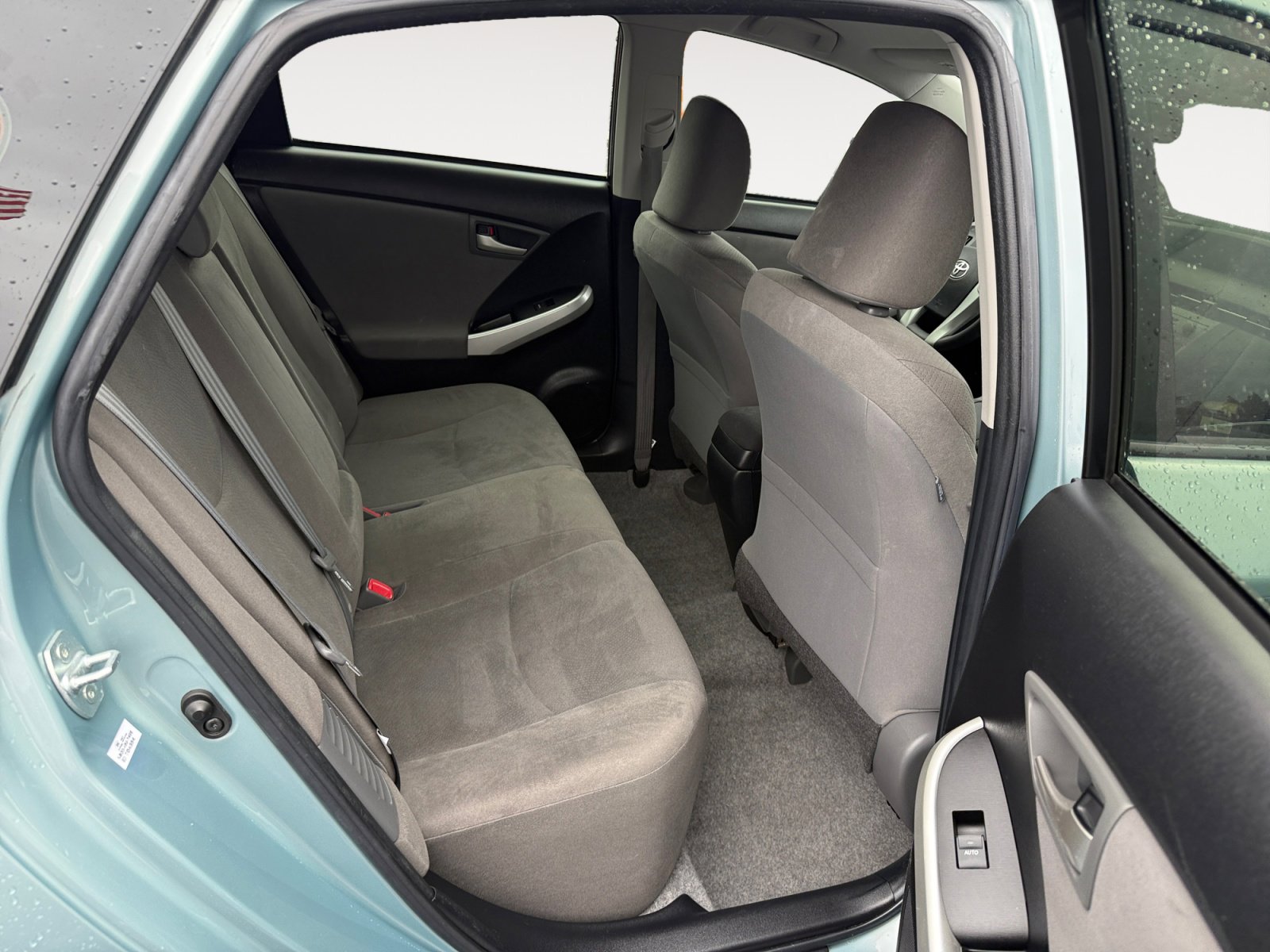 Used 2015 Toyota Prius Two image 18