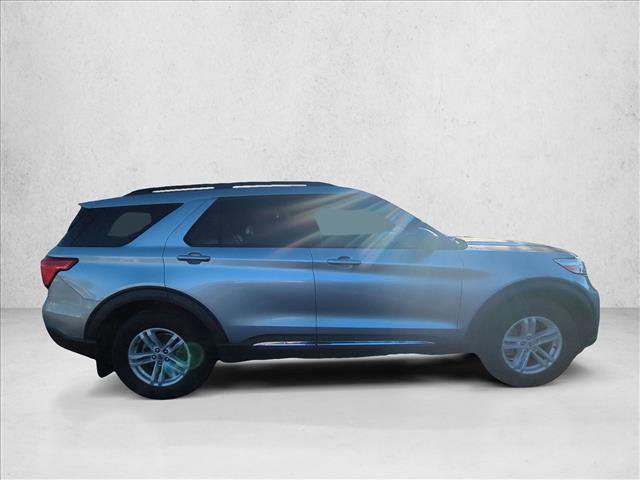 Used 2022 Ford Explorer XLT w/ Equipment Group 202A video 4