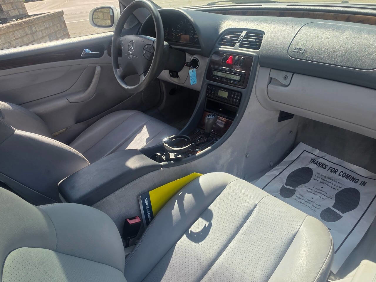 Used 2000 Mercedes-Benz CLK 320 Coupe image 10