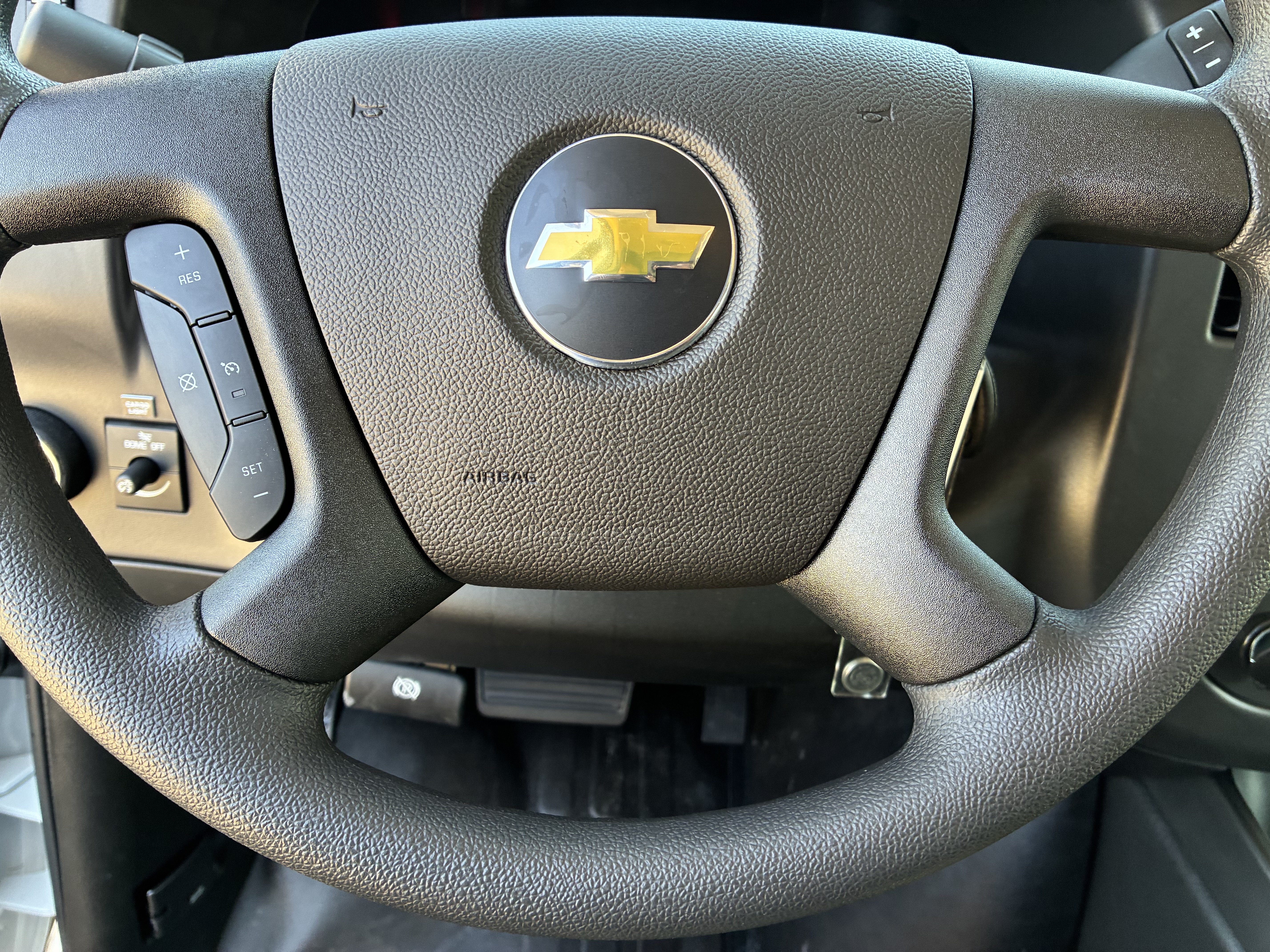 New 2026 Chevrolet Express 2500 Extended w/ Driver Convenience Package RWD image 28