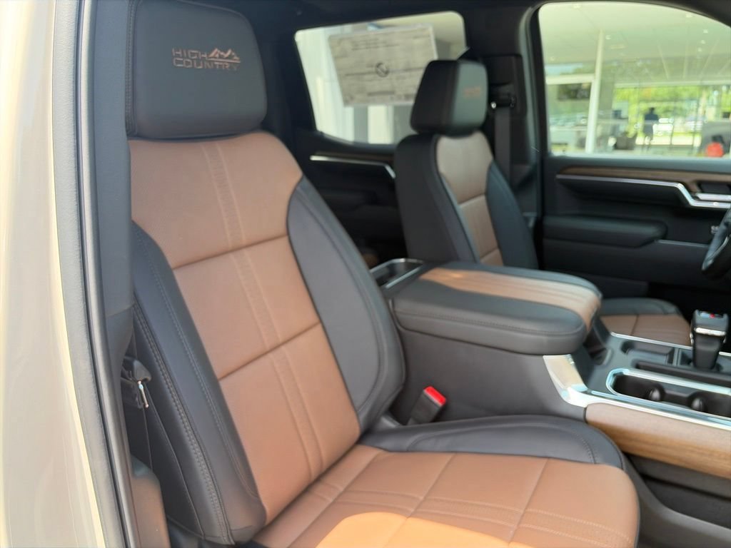 New 2026 Chevrolet Silverado 1500 High Country AWD/4WD image 12