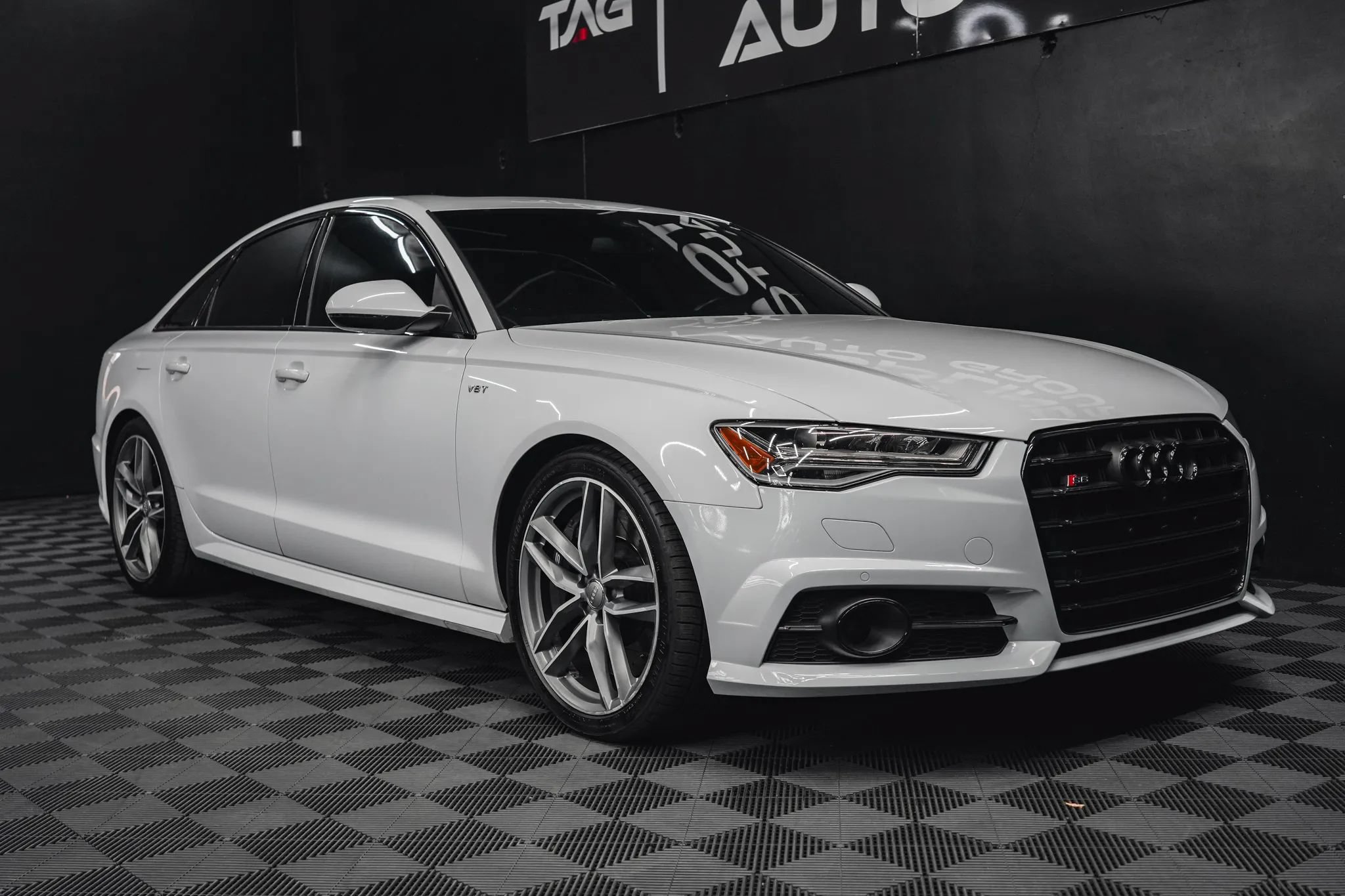 Used 2016 Audi S6 Prestige AWD/4WD image 22