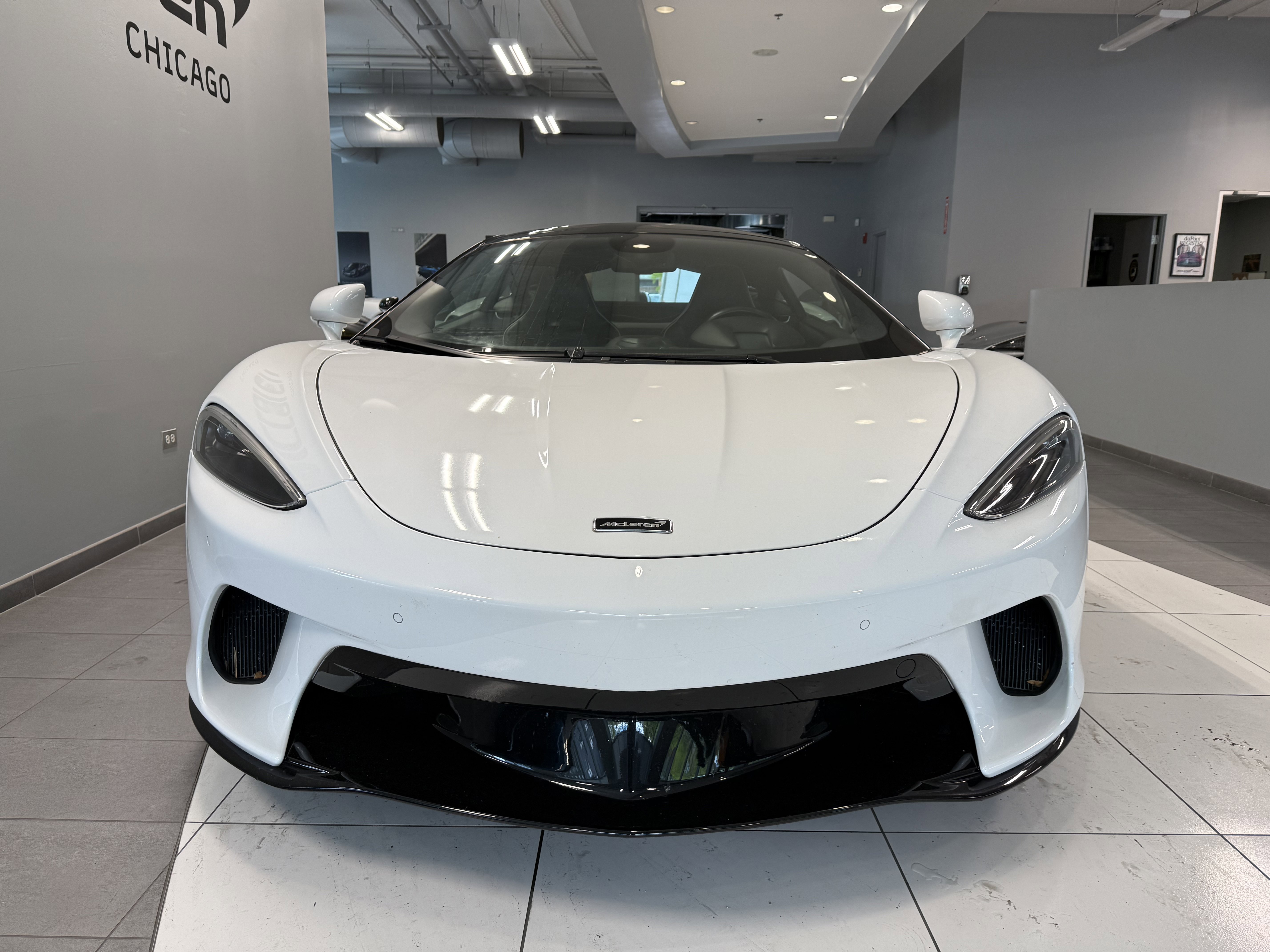 Used 2023 McLaren GT RWD image 6