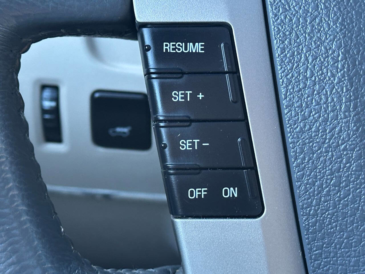 Used 2009 Ford Flex SEL image 50