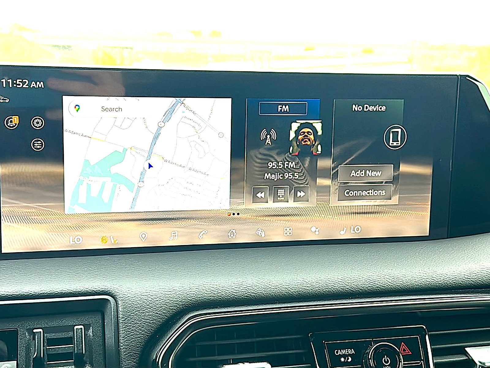 Used 2025 Nissan Armada PRO-4X image 33