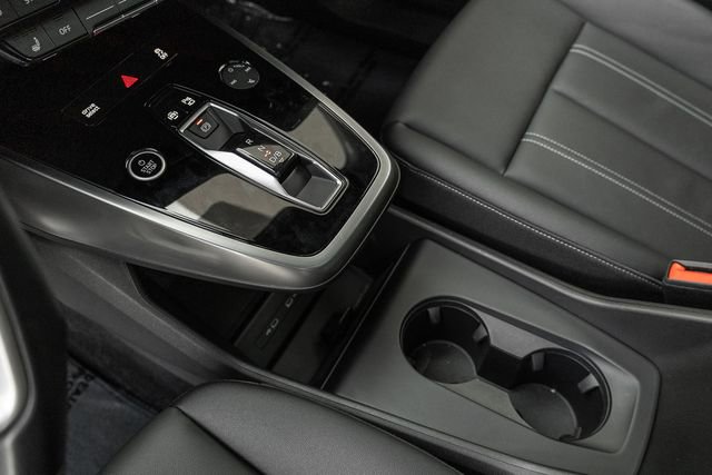 Used 2022 Audi Q4 e-tron Premium Plus image 11