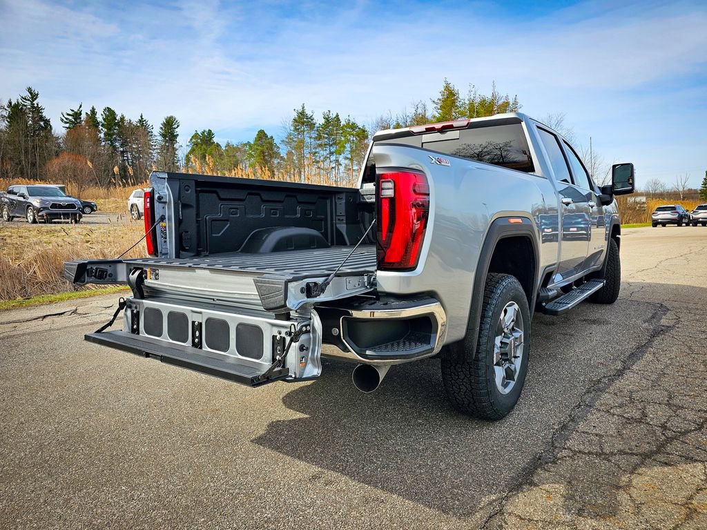 New 2026 GMC Sierra 2500 SLT w/ Max Trailering Package image 4