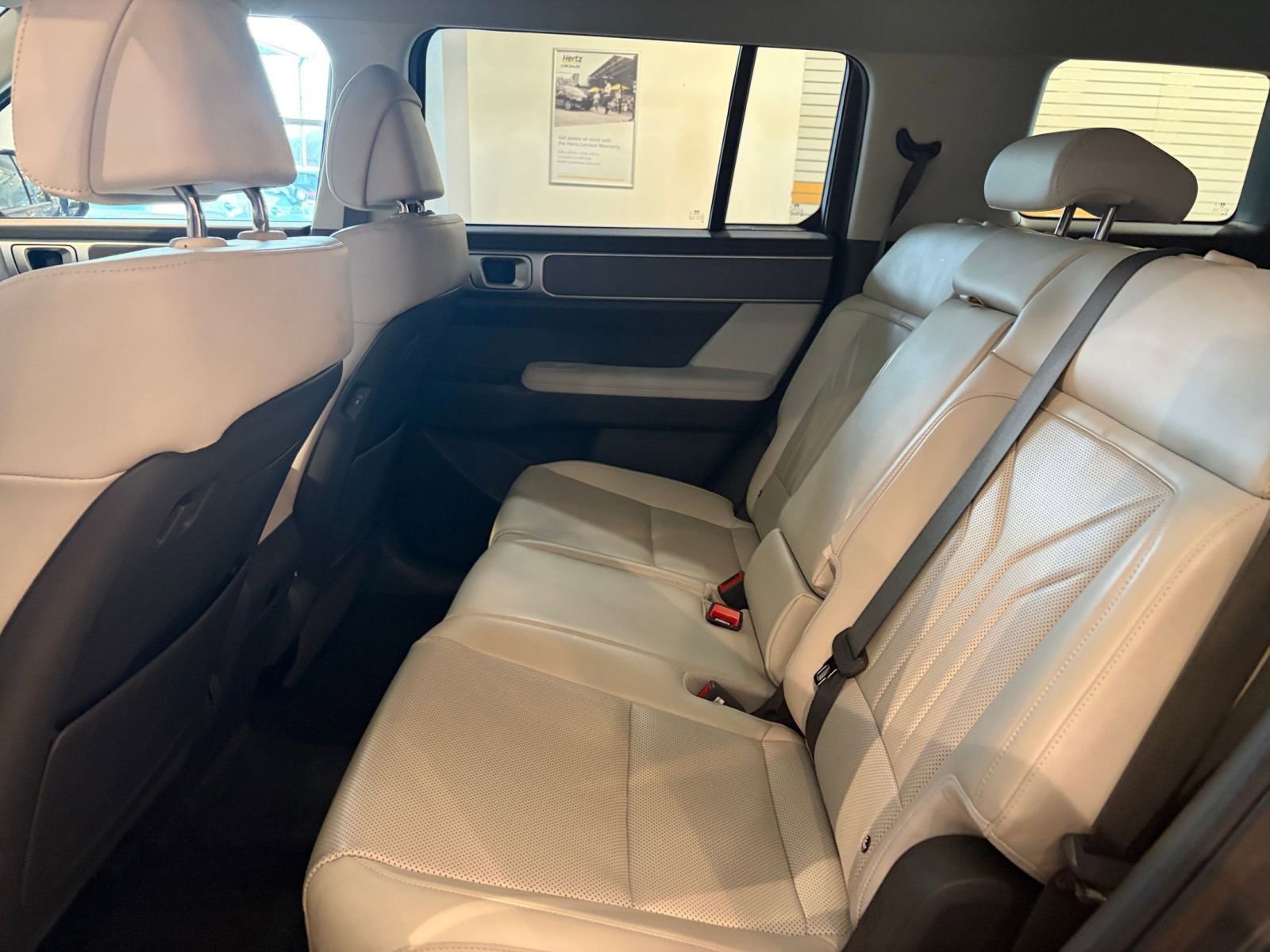 Used 2025 Hyundai Santa Fe SEL image 27