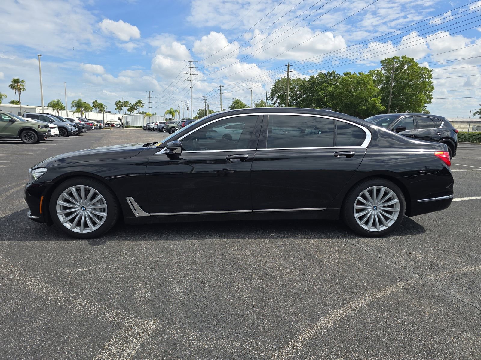 Used 2018 BMW 740i RWD image 6