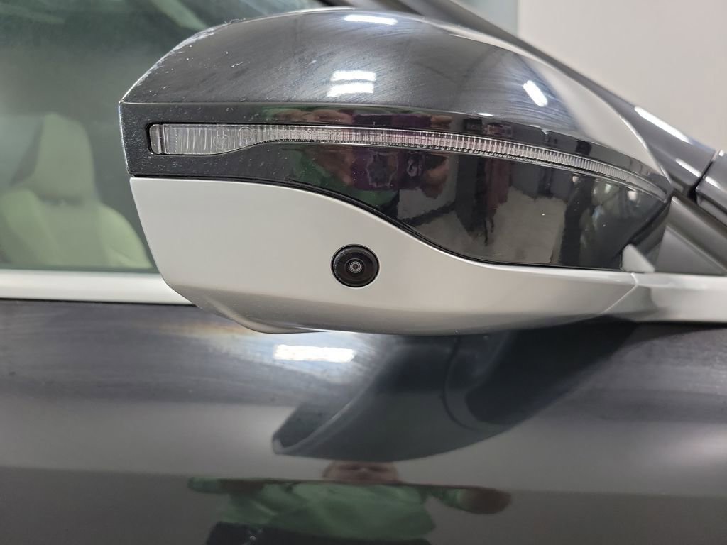 Used 2025 BMW X3 xDrive30i w/ Premium Package image 30