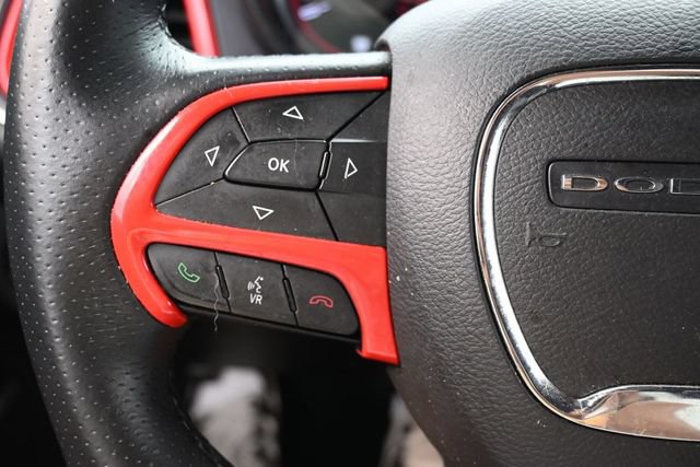 Used 2016 Dodge Challenger SXT w/ Driver Convenience Group RWD image 15