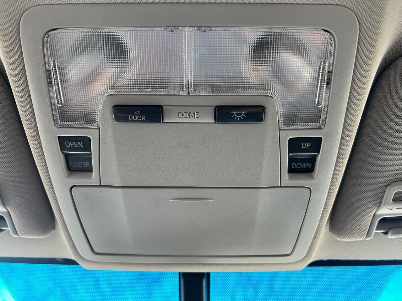 Used 2013 Toyota Avalon XLE Touring FWD image 24