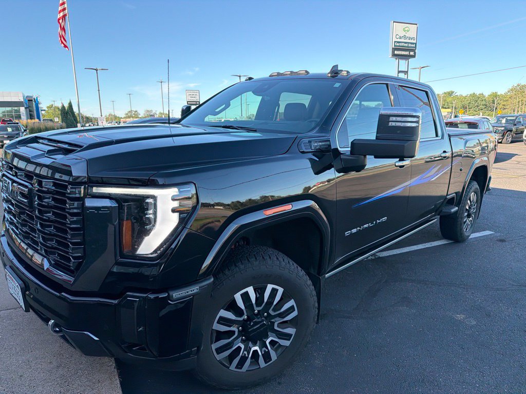 Certified 2024 GMC Sierra 2500 Denali Ultimate AWD/4WD image 1
