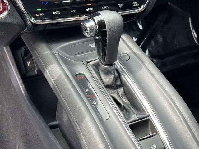 Used 2018 Honda HR-V EX image 23