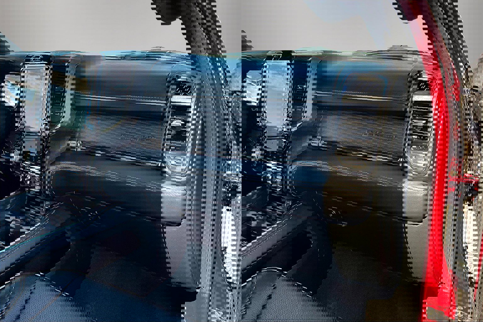 Used 2024 RAM 1500 Limited image 27