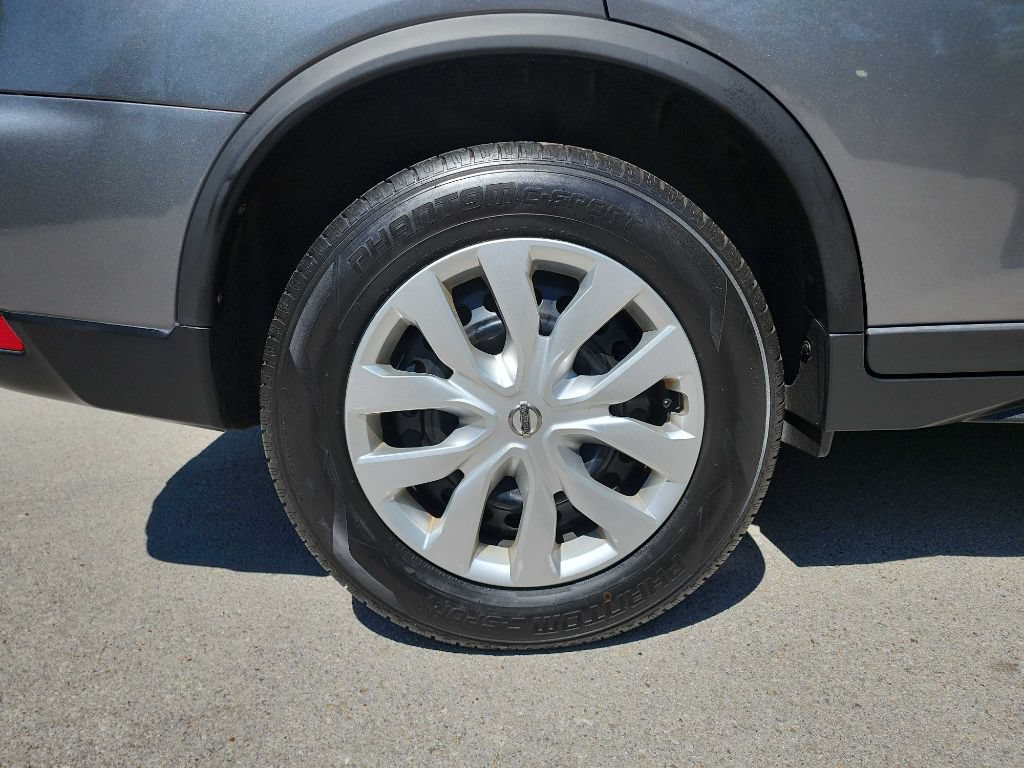 Used 2018 Nissan Rogue S FWD image 9