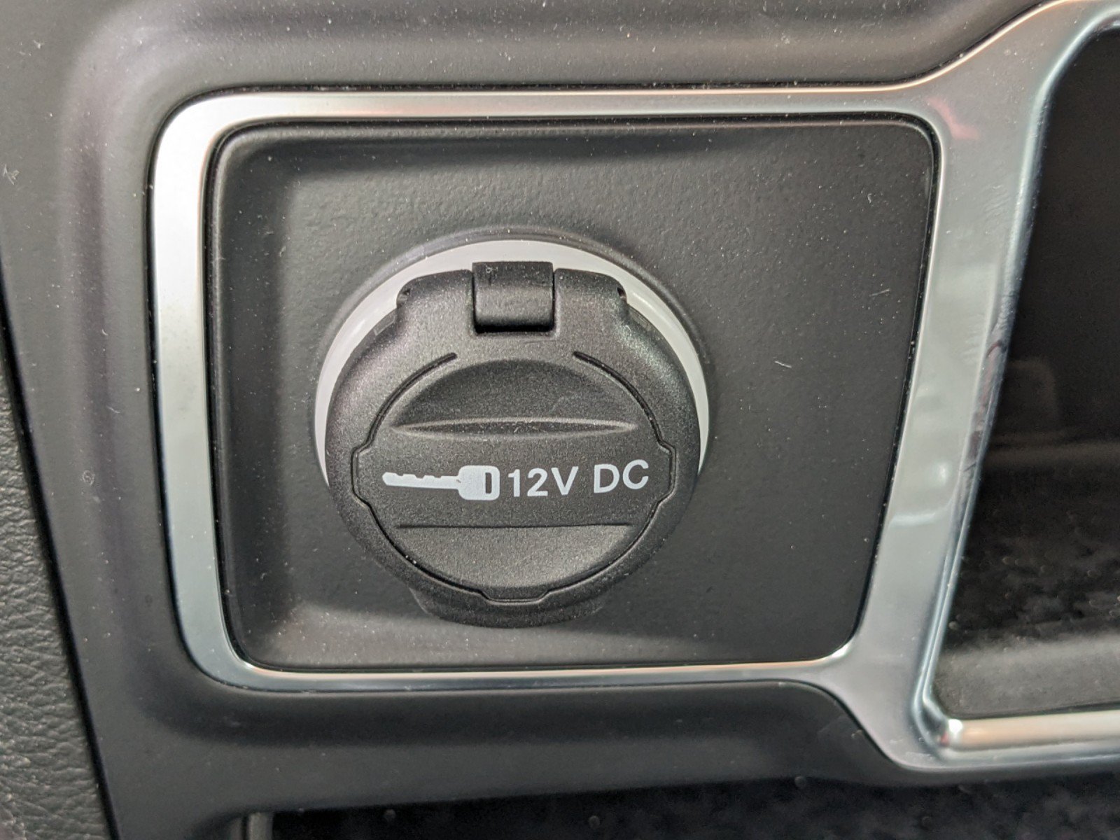 Used 2022 Jeep Wrangler Unlimited Sport AWD/4WD image 26