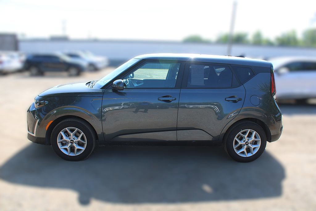 Certified 2025 Kia Soul LX w/ LX Technology Package image 13