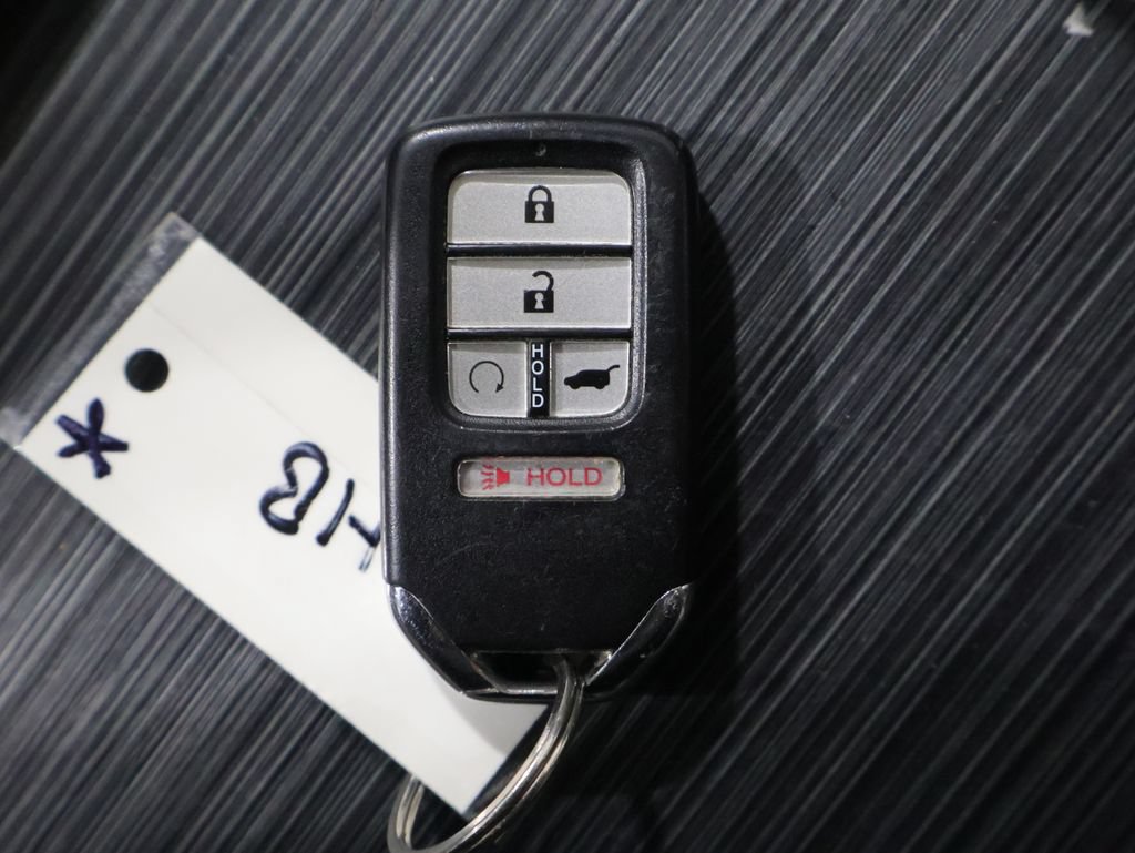 Used 2017 Honda Pilot Touring image 29