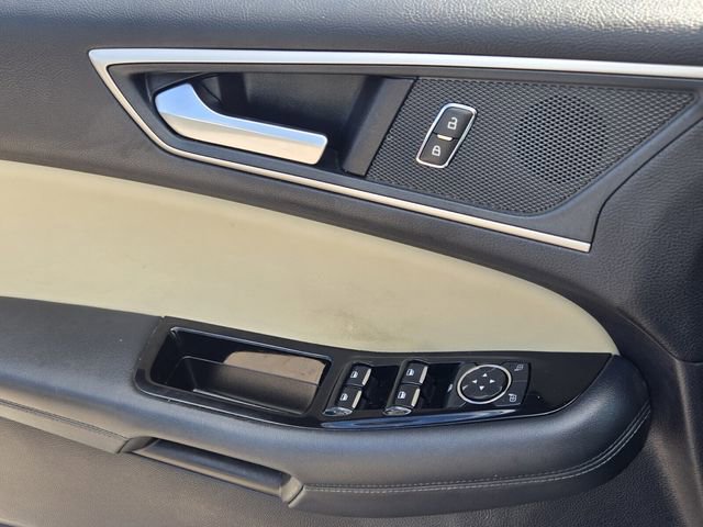 Used 2019 Ford Edge SEL w/ Equipment Group 201A image 28