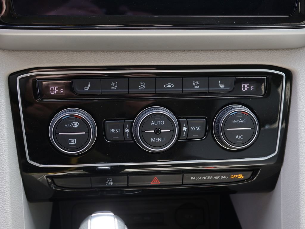 Certified 2023 Volkswagen Atlas SEL Premium image 31