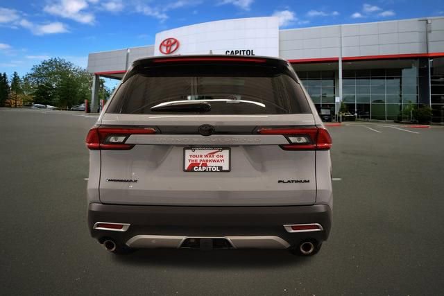 Certified 2025 Toyota Grand Highlander AWD Hybrid image 4