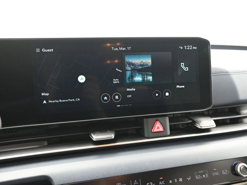 Used 2025 Kia Carnival EX image 15