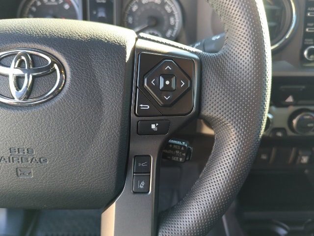 Used 2023 Toyota Tacoma TRD Off-Road image 13