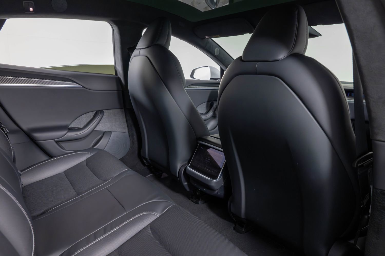 Used 2021 Tesla Model S Plaid image 22