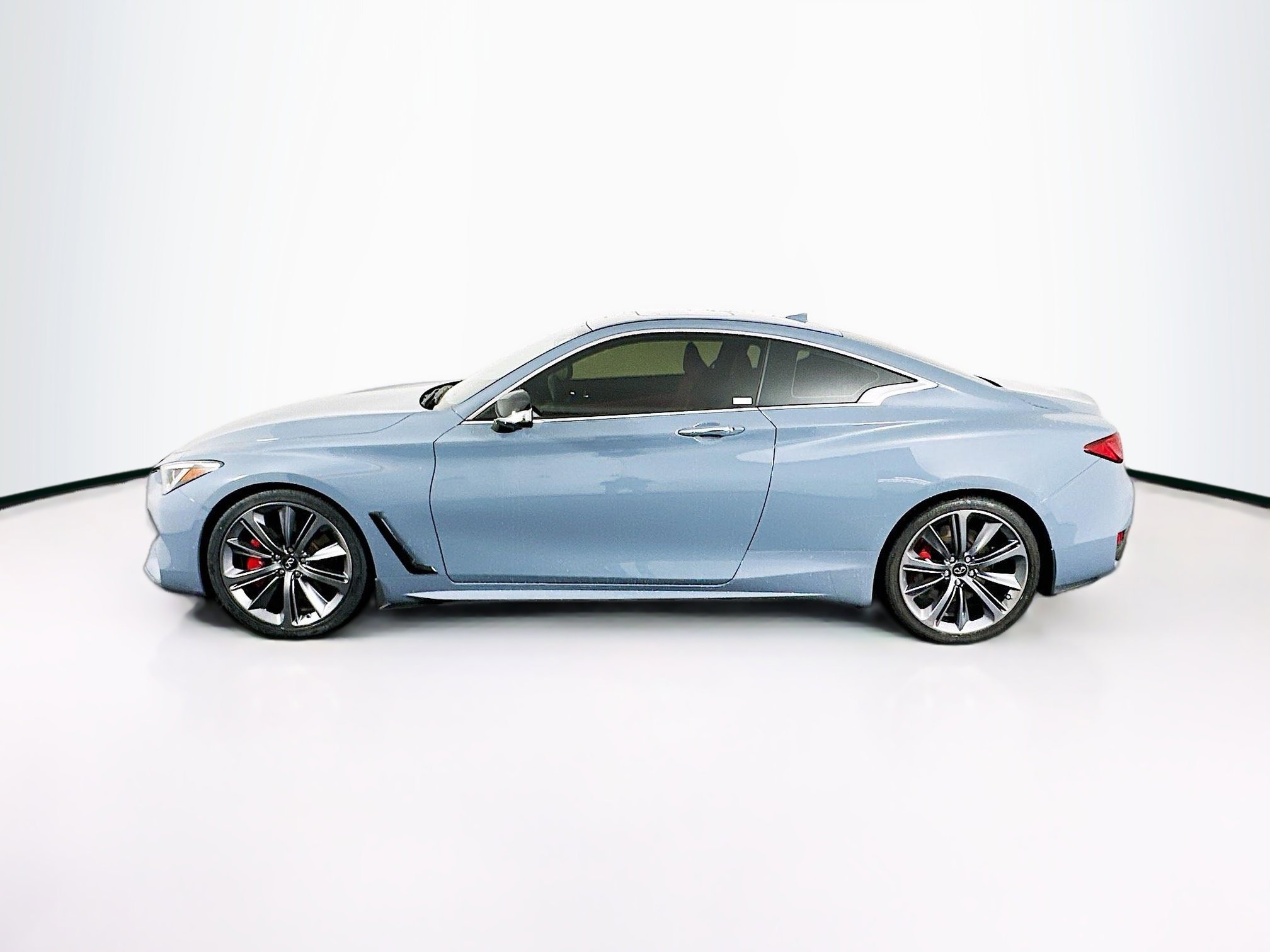 Used 2022 INFINITI Q60 Red Sport 400 w/ Cargo Package image 4