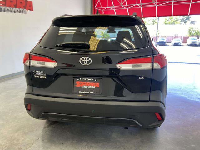 Certified 2022 Toyota Corolla Cross LE w/ Moonroof Package image 4