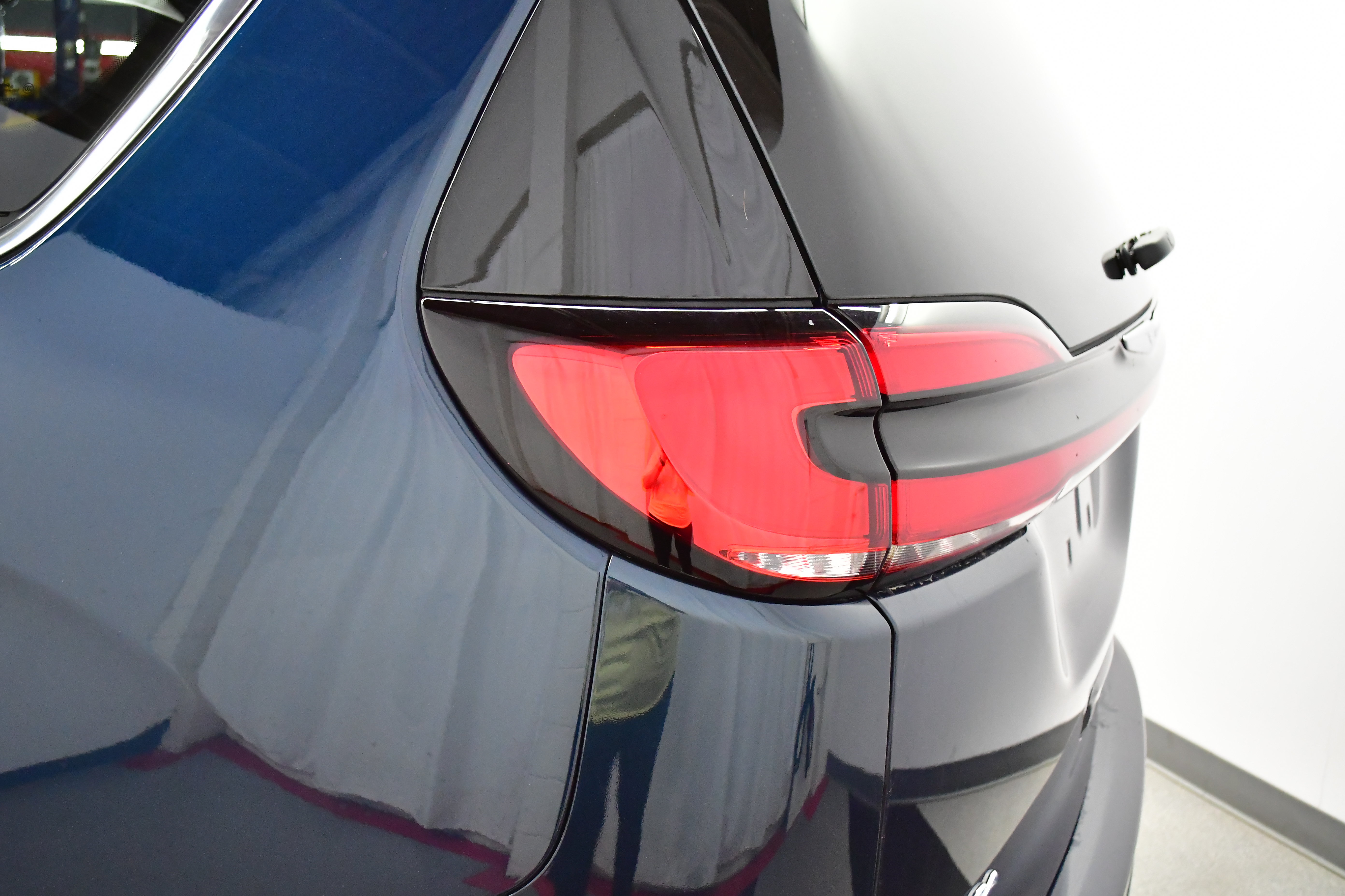 Used 2024 Chrysler Pacifica Limited FWD image 35