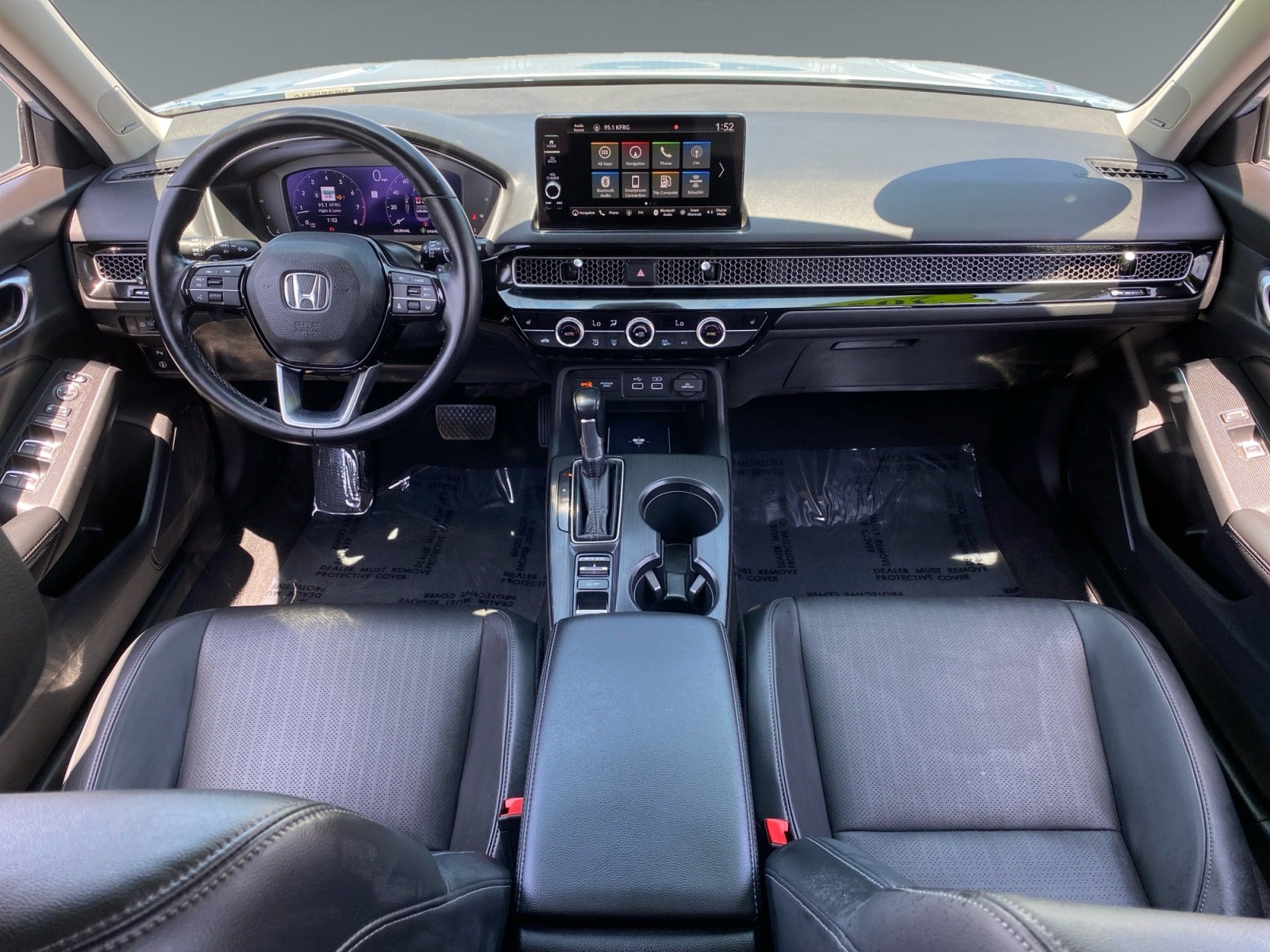 Used 2022 Honda Civic Touring image 10