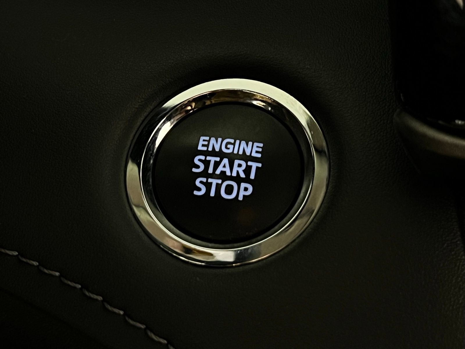 Certified 2023 Toyota Highlander LE image 20