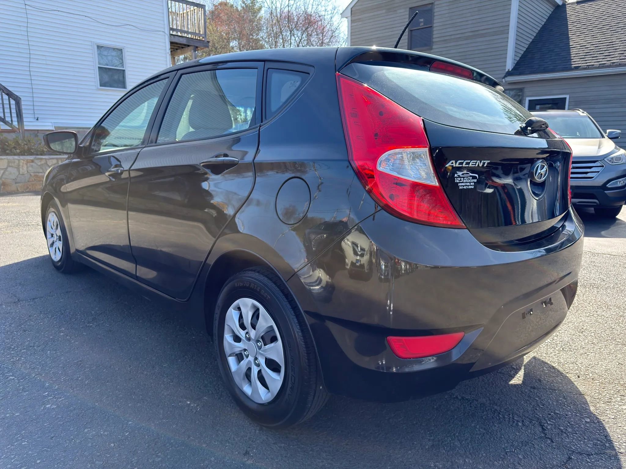 Used 2017 Hyundai Accent SE image 5