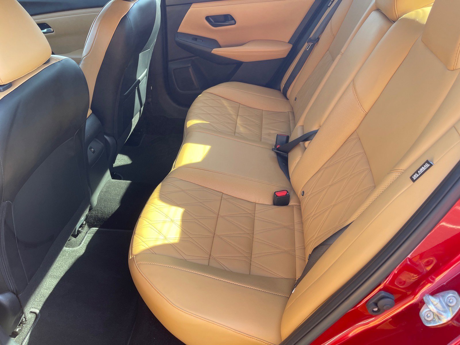 Used 2025 Nissan Sentra SV w/ SV Premium Package FWD image 12