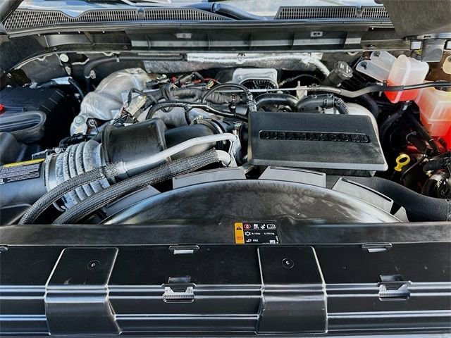 Used 2024 GMC Sierra 2500 SLT w/ SLT Premium Package image 29