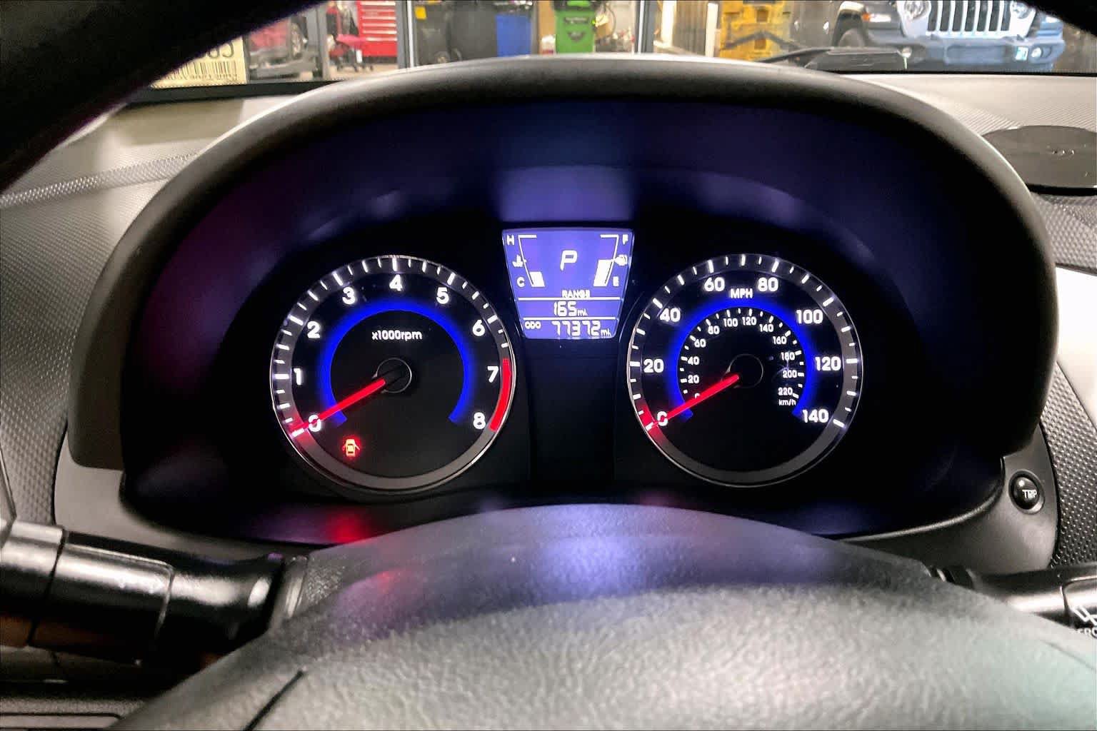 Used 2012 Hyundai Accent GS FWD image 25
